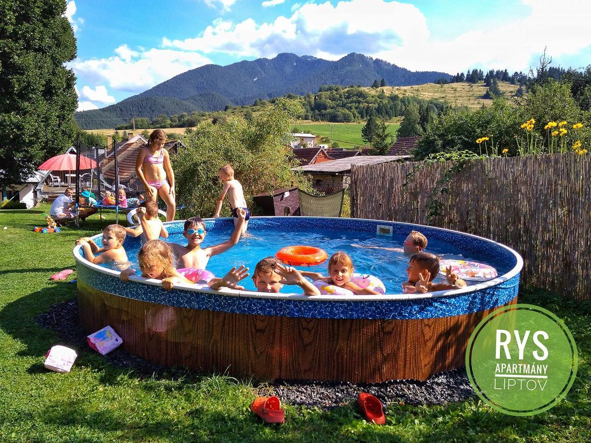 Rys Apartmany - Liptov Liptovsky Mikulas Bagian luar foto